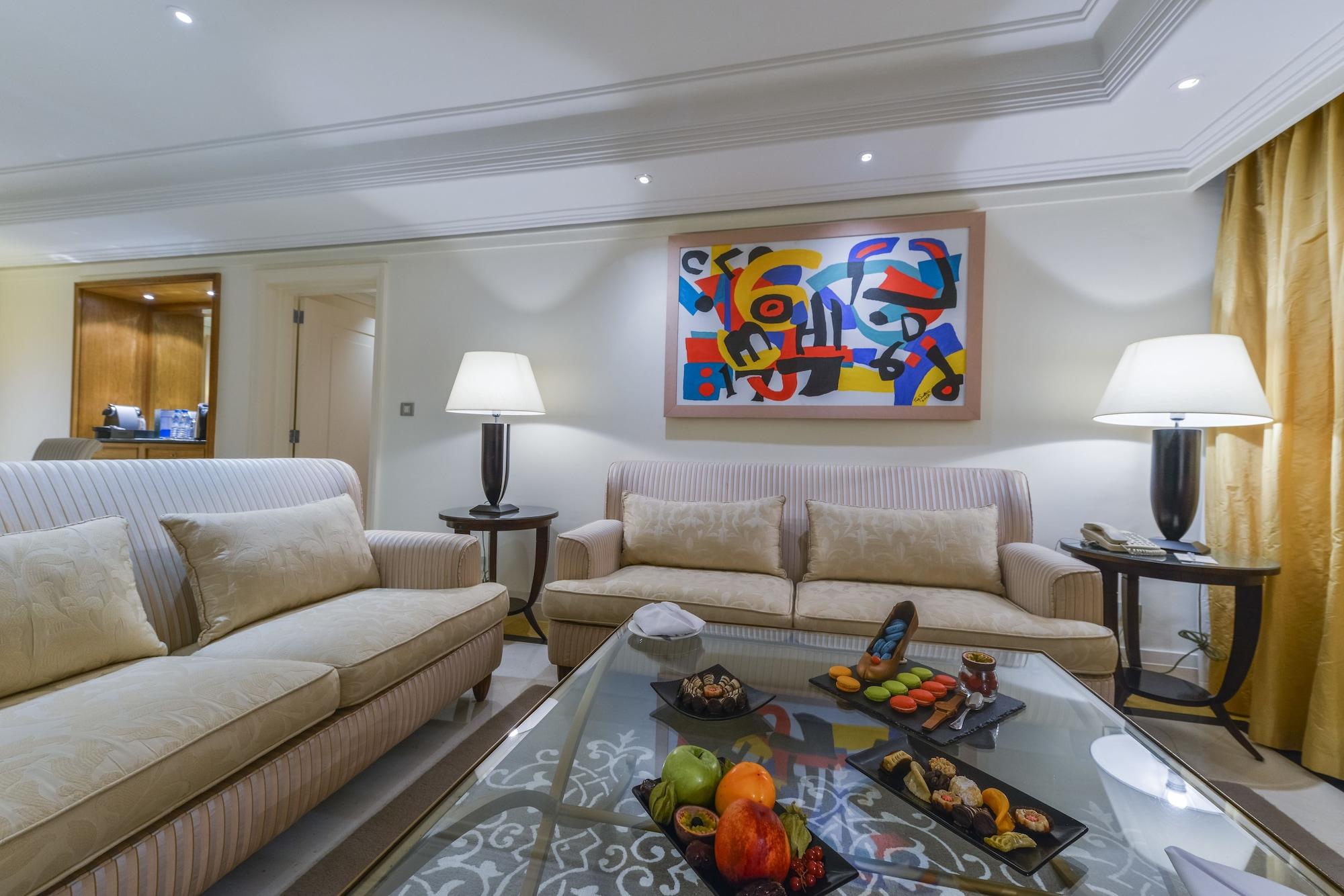 סקיראת L' Amphitrite Palace Beach Resort & Spa מראה חיצוני תמונה