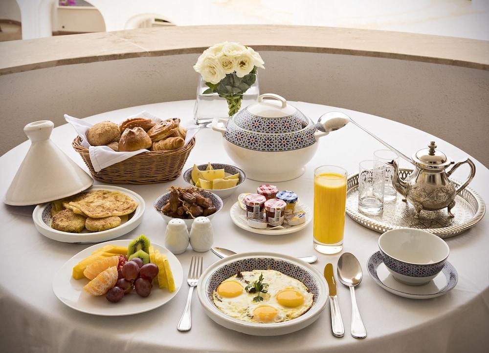 סקיראת L' Amphitrite Palace Beach Resort & Spa מראה חיצוני תמונה