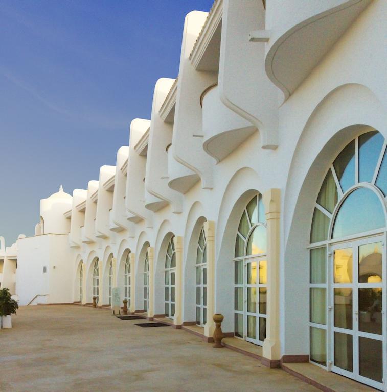 סקיראת L' Amphitrite Palace Beach Resort & Spa מראה חיצוני תמונה