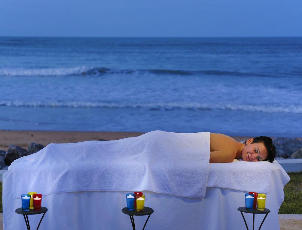 סקיראת L' Amphitrite Palace Beach Resort & Spa מראה חיצוני תמונה